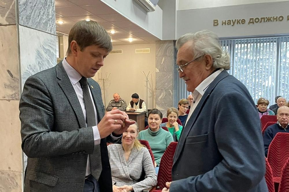 Завершилась отчетная сессия научных подразделений СФНЦА РАН на Ученом совете
